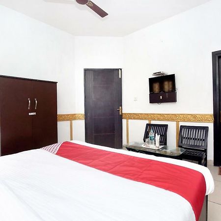 Oyo 5884 Amante Otel Chandīgarh Dış mekan fotoğraf