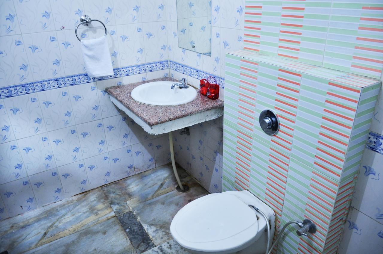 Oyo 5884 Amante Otel Chandīgarh Dış mekan fotoğraf