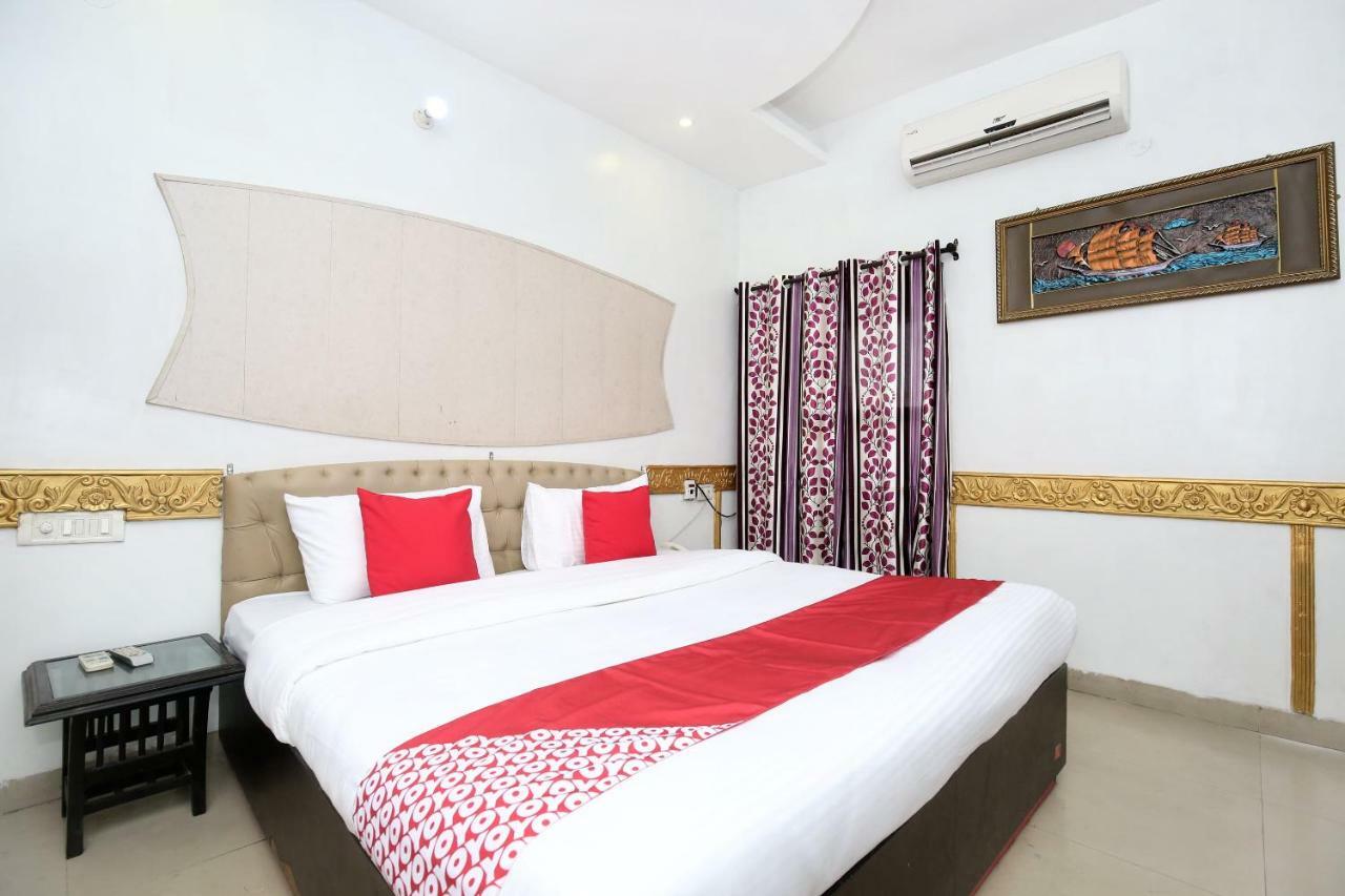 Oyo 5884 Amante Otel Chandīgarh Dış mekan fotoğraf